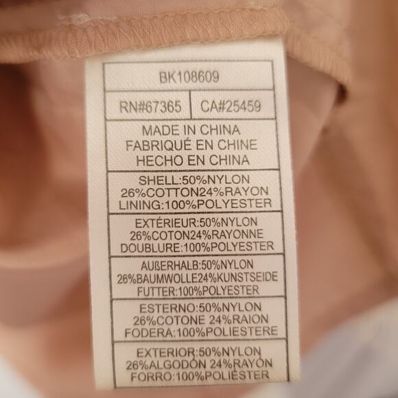 BB Dakota- Cream Lace Dress- NWT- Size 8 - Picture 9 of 9